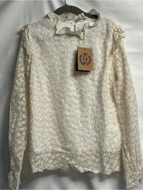 New with tags Welaken Girls Cream Flower Lace Floral Ruffle Neck Blouse Size 8